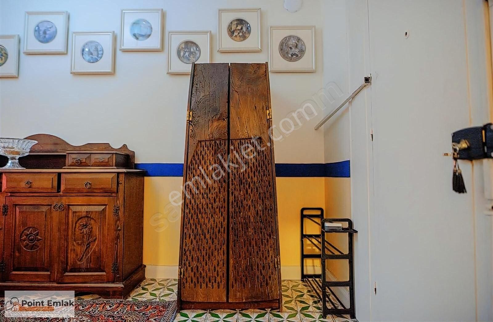 Istiklal Caddesi'ne Adım Mesafede, Tarihi Binada Kiralık Daire - Görsel 28