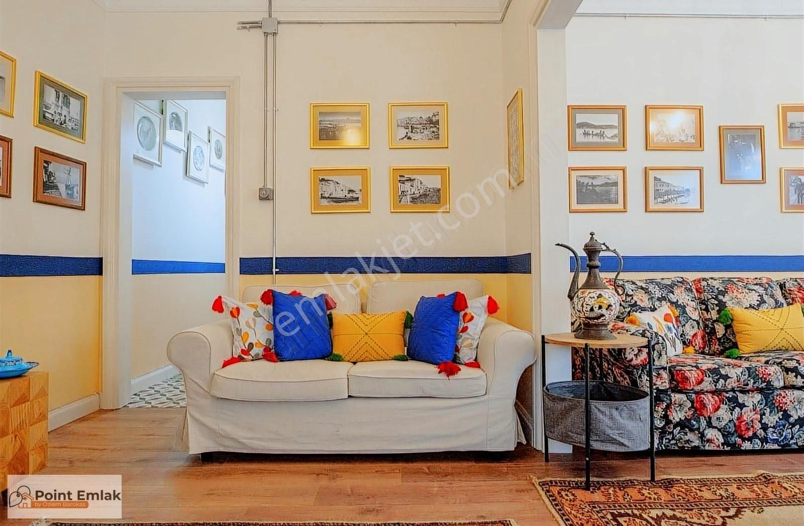 Istiklal Caddesi'ne Adım Mesafede, Tarihi Binada Kiralık Daire - Görsel 29