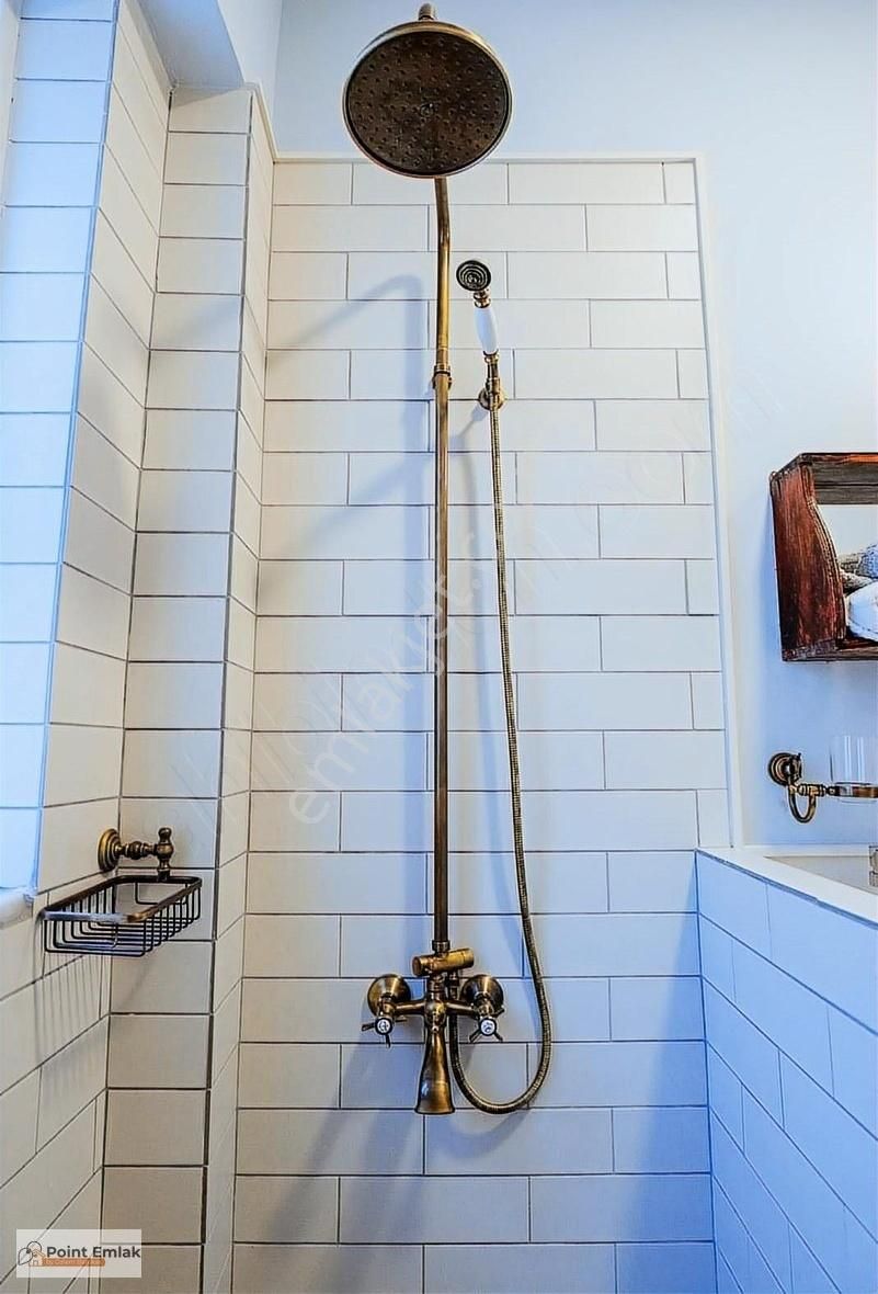 Istiklal Caddesi'ne Adım Mesafede, Tarihi Binada Kiralık Daire - Görsel 22