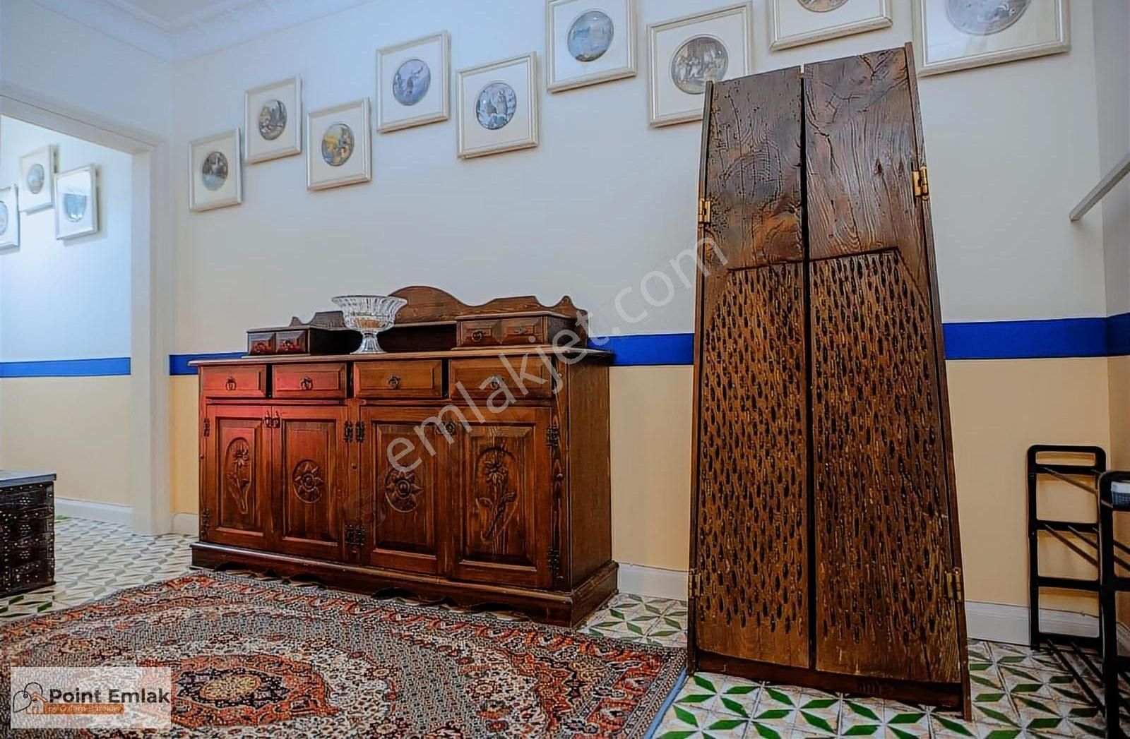 Istiklal Caddesi'ne Adım Mesafede, Tarihi Binada Kiralık Daire - Görsel 8