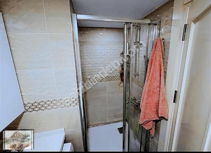 Göztepe Pırlantada 1+1 Boyası Badanası Yeni Kiralık Daire - Görsel 3