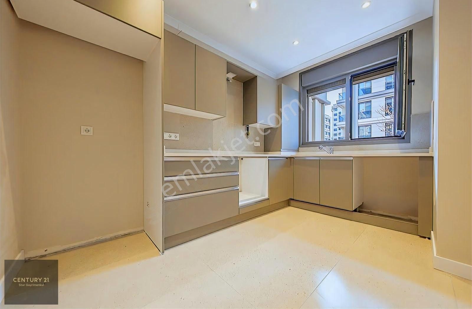 Century21 Star'dan Caddebostanda Kiralık 2+1 İş Yeri/muayenehane - Görsel 10