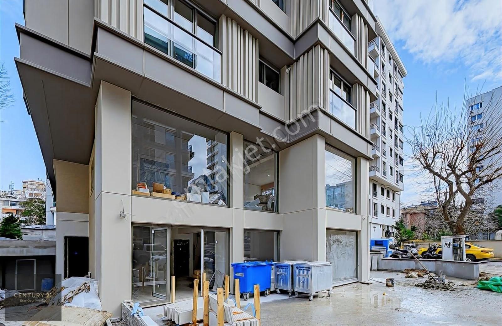 Century21 Star'dan Caddebostan Da 80m2 Bacalı Dükkan