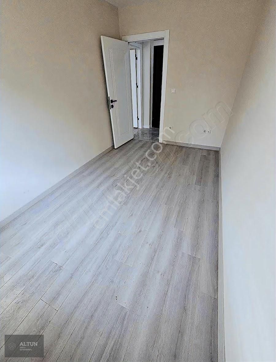 Emsallerinin En Güzeli, 2+1 Ön Cephe , Ara Kat Sıfır , Otoparklı - Görsel 13