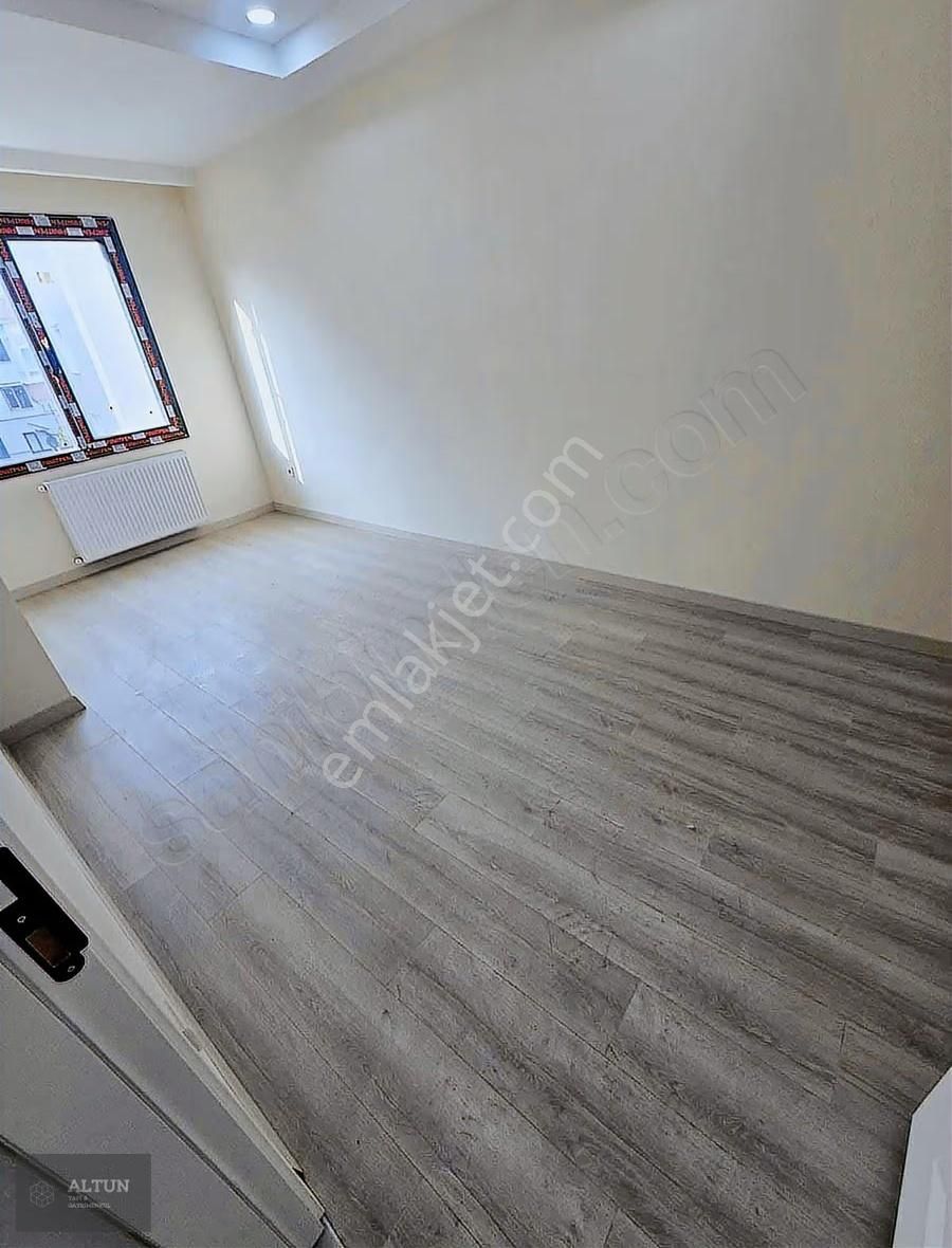 Emsallerinin En Güzeli, 2+1 Ön Cephe , Ara Kat Sıfır , Otoparklı - Görsel 11