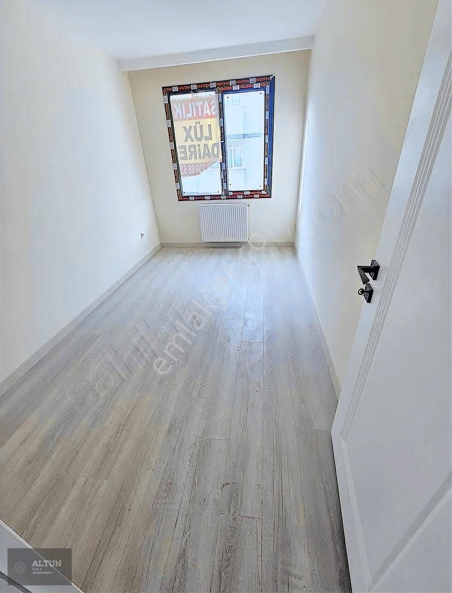 Emsallerinin En Güzeli, 2+1 Ön Cephe , Ara Kat Sıfır , Otoparklı - Görsel 2