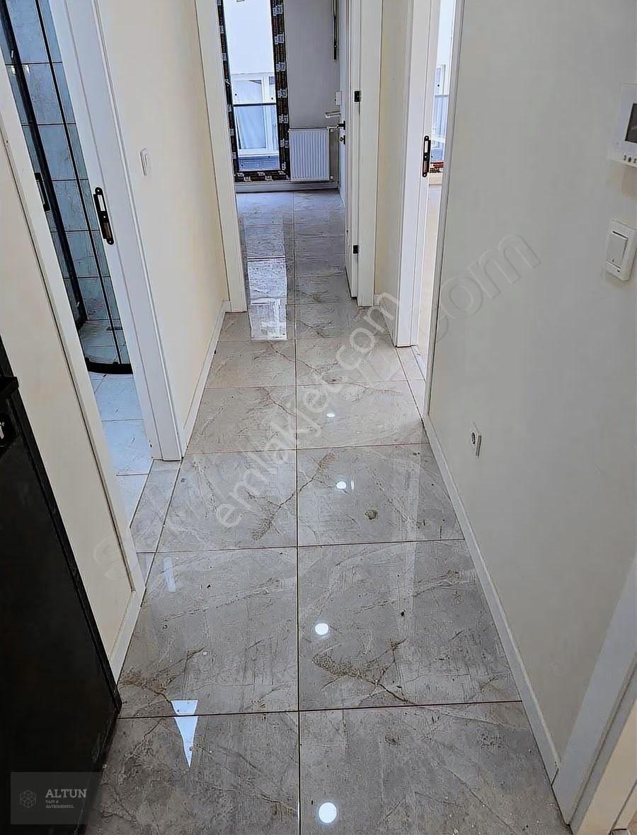 Emsallerinin En Güzeli, 2+1 Ön Cephe , Ara Kat Sıfır , Otoparklı - Görsel 9