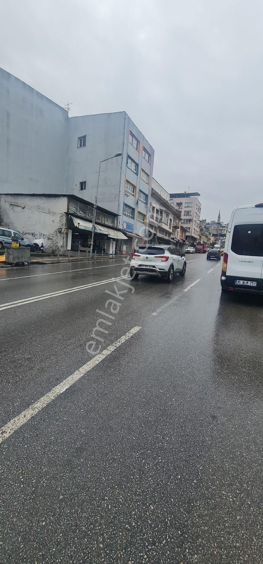 İzmir Konak Ikıcesmelık Cadde - Görsel 3