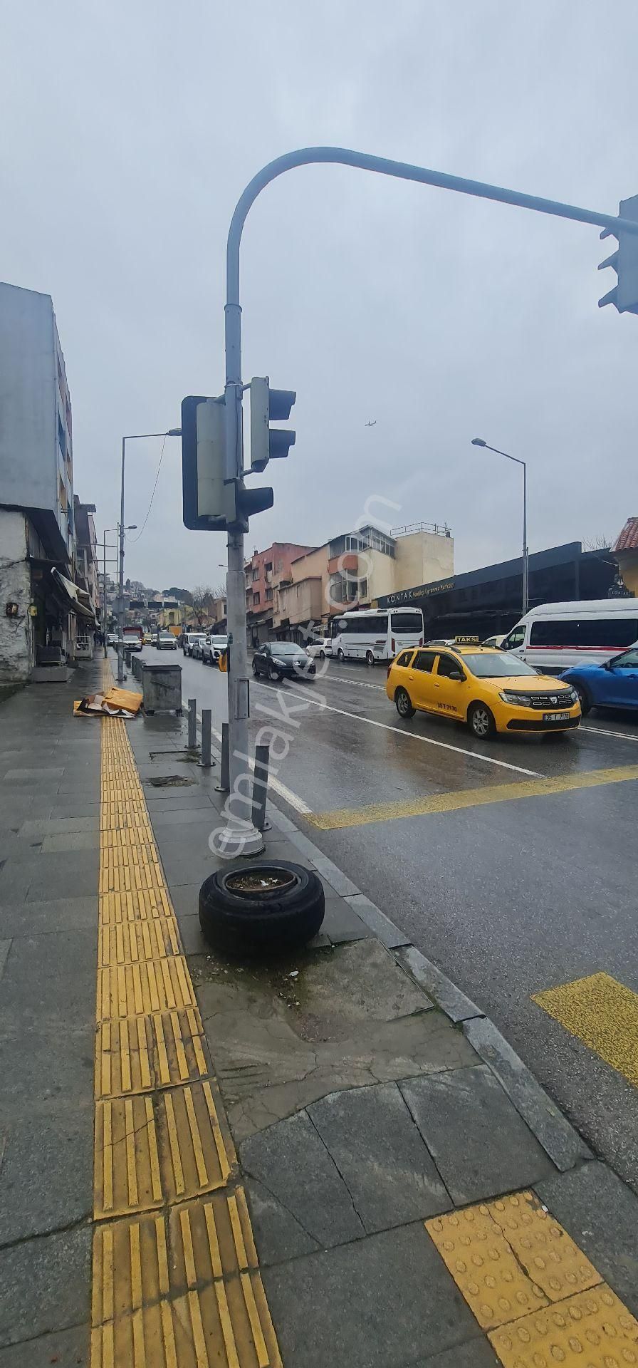 İzmir Konak Ikıcesmelık Cadde - Görsel 8