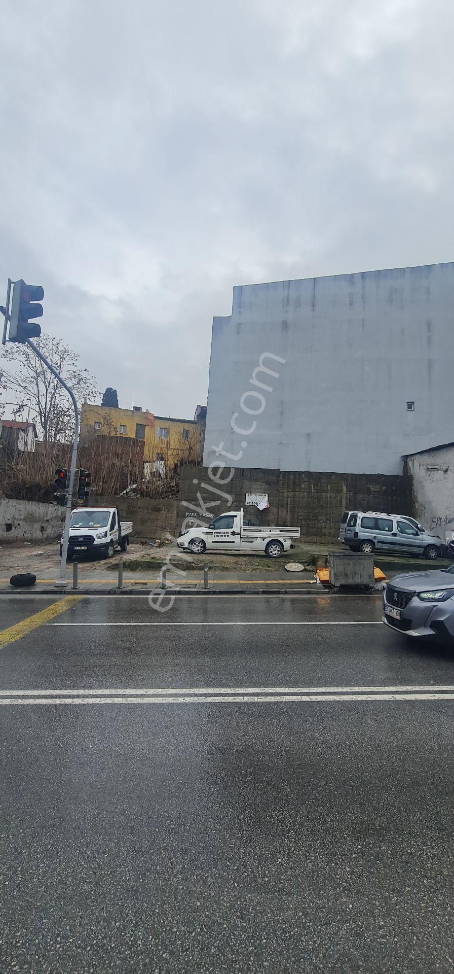 İzmir Konak Ikıcesmelık Cadde - Görsel 5