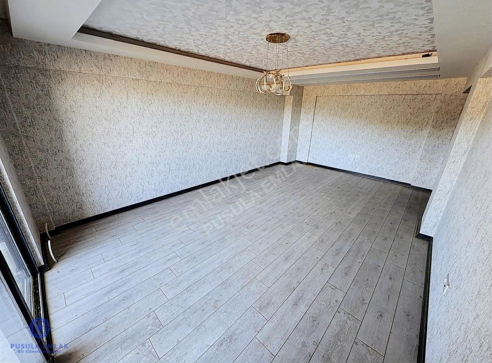 Ｐｕｓｕｌａ Ｅｍｌａｋ'ｄａｎ Manzaralı Geniş Balkonlu Sıfır 4+1 Lüx Daire - Görsel 17