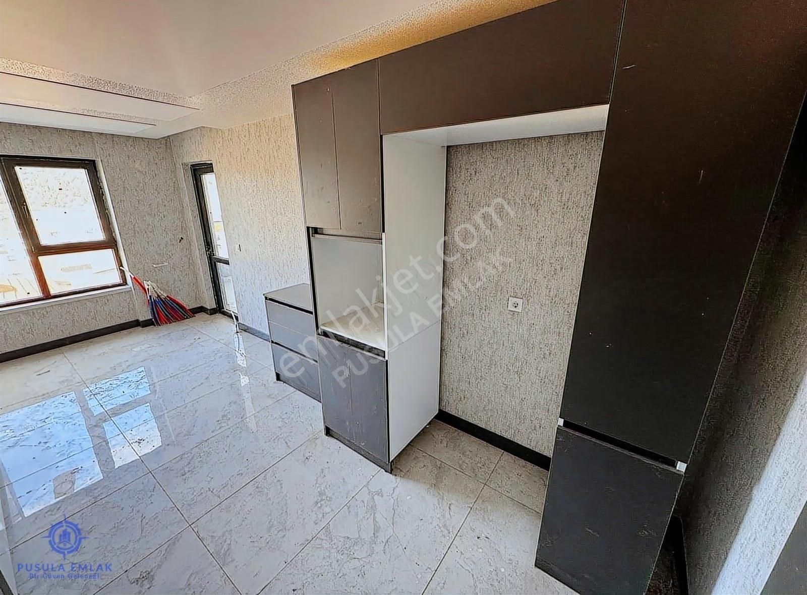 Ｐｕｓｕｌａ Ｅｍｌａｋ'ｄａｎ Manzaralı Geniş Balkonlu Sıfır 4+1 Lüx Daire - Görsel 26