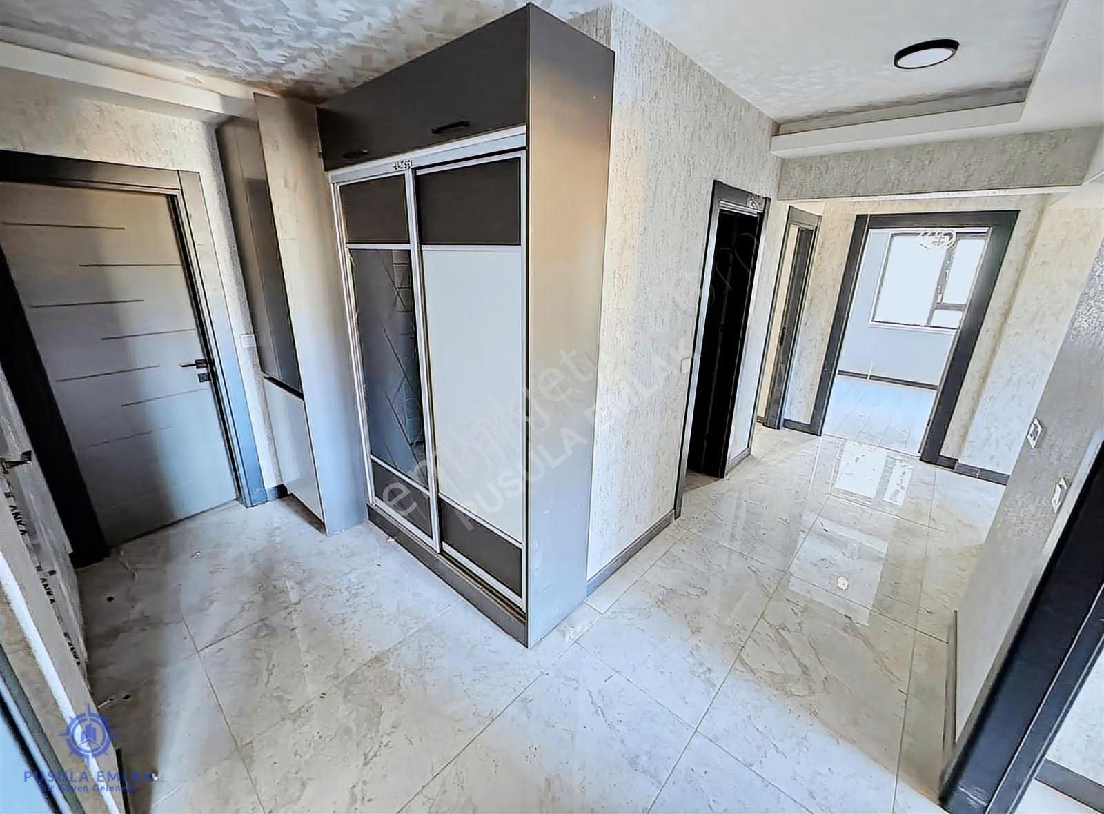 Ｐｕｓｕｌａ Ｅｍｌａｋ'ｄａｎ Manzaralı Geniş Balkonlu Sıfır 4+1 Lüx Daire - Görsel 11