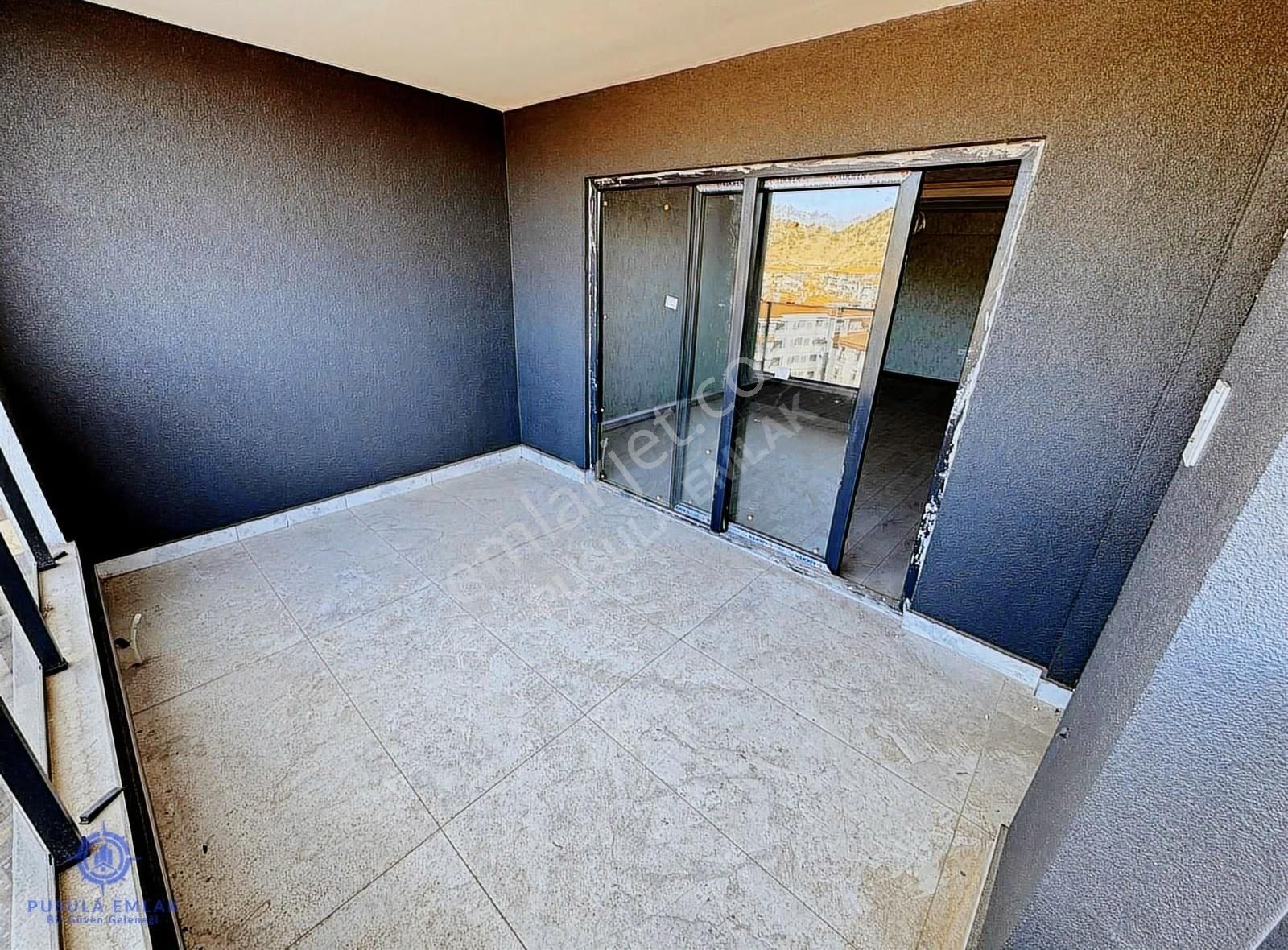 Ｐｕｓｕｌａ Ｅｍｌａｋ'ｄａｎ Manzaralı Geniş Balkonlu Sıfır 4+1 Lüx Daire - Görsel 18