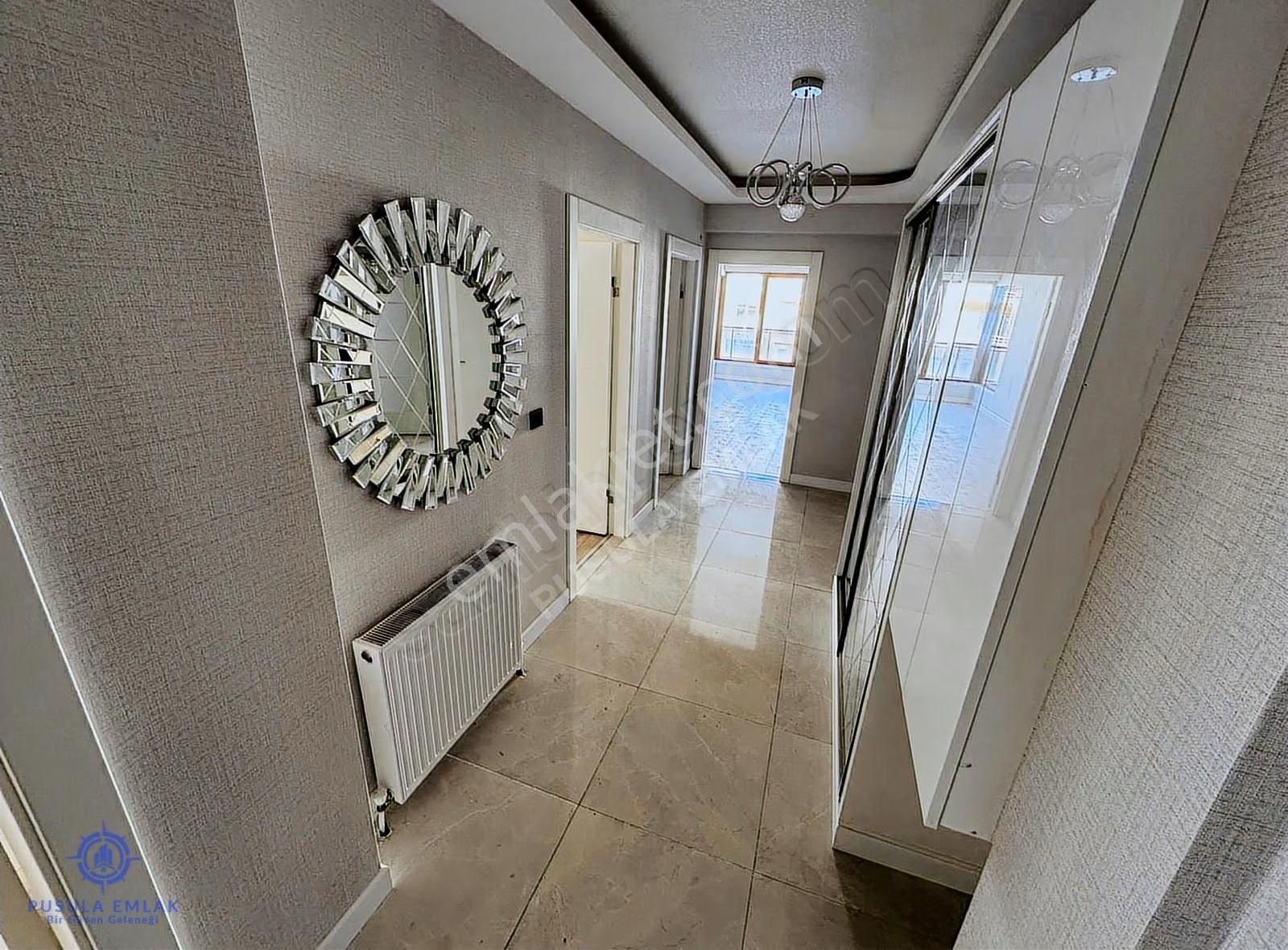Ｐｕｓｕｌａ Ｅｍｌａｋ'ｄａｎ Önü Açık Ferah Geniş Balkonlu Sıfır 3+1 Daire - Görsel 17