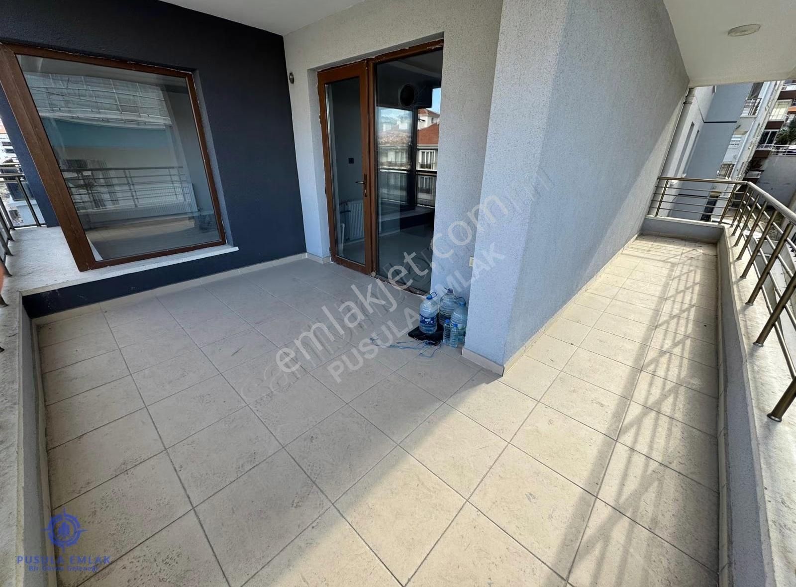 Ｐｕｓｕｌａ Ｅｍｌａｋ'ｄａｎ Önü Açık Ferah Geniş Balkonlu Sıfır 3+1 Daire - Görsel 28