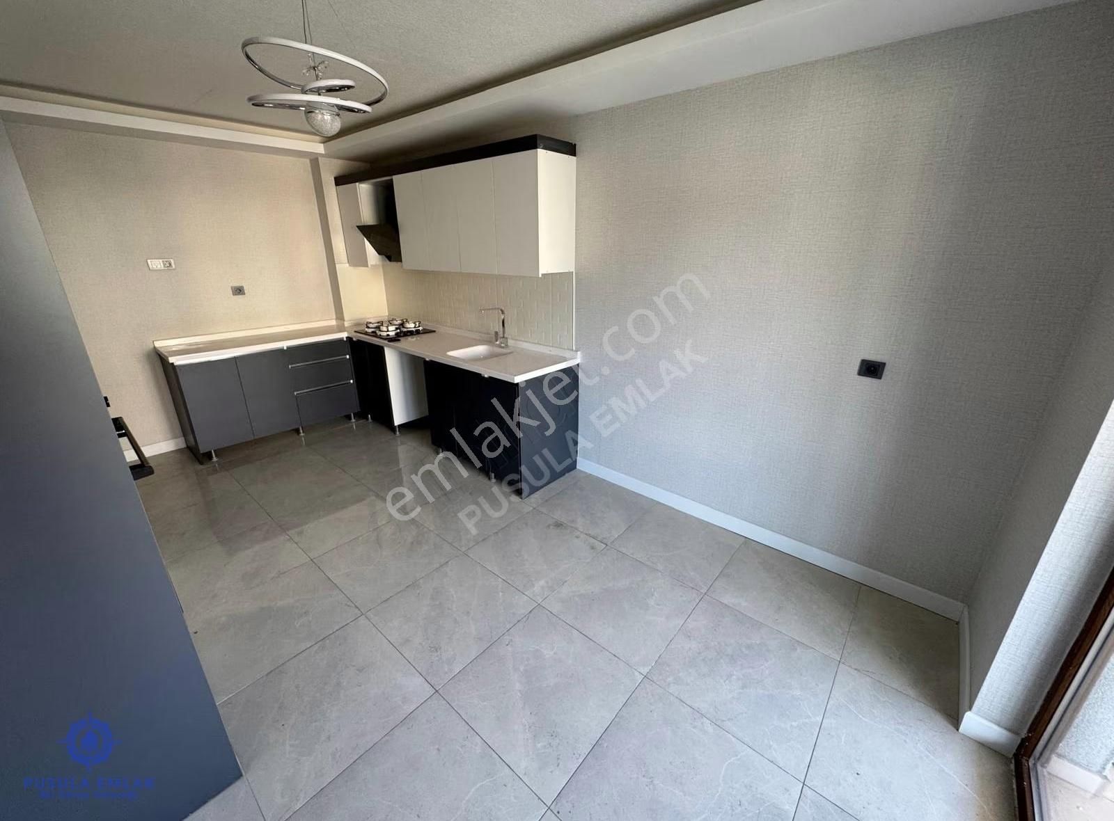 Ｐｕｓｕｌａ Ｅｍｌａｋ'ｄａｎ Önü Açık Ferah Geniş Balkonlu Sıfır 3+1 Daire - Görsel 15