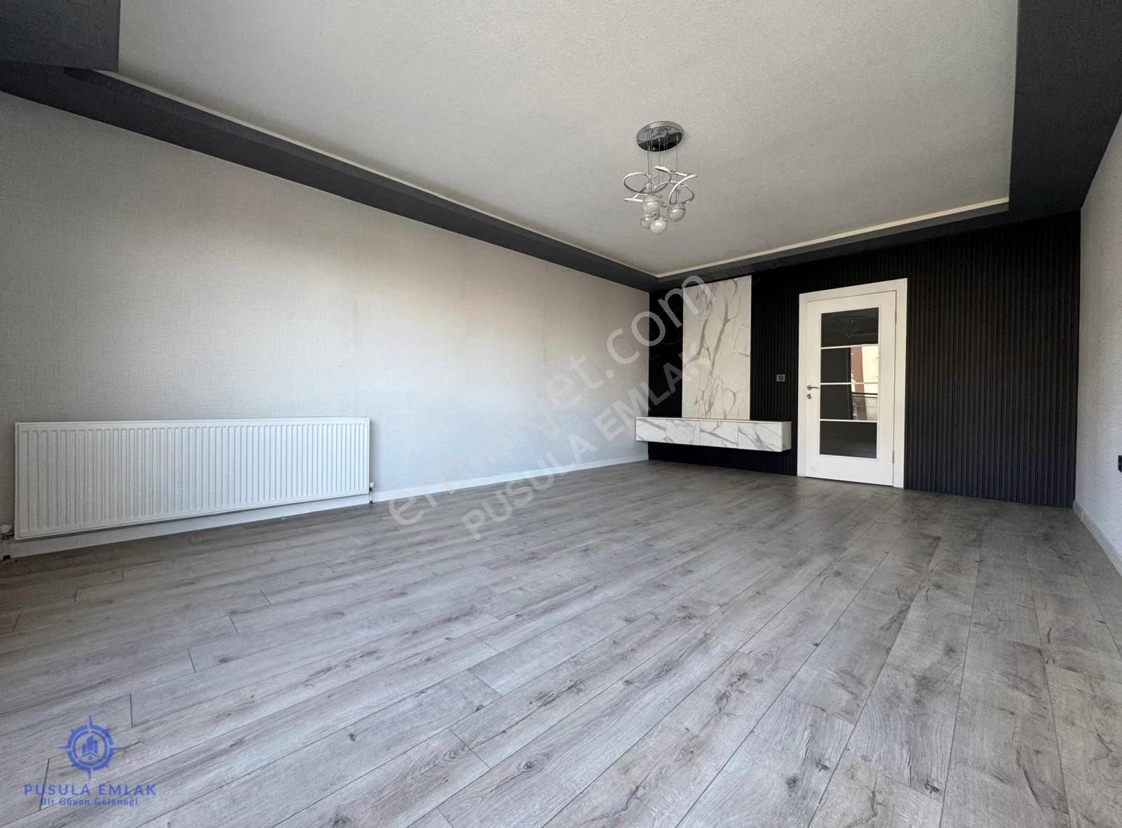 Ｐｕｓｕｌａ Ｅｍｌａｋ'ｄａｎ Önü Açık Ferah Geniş Balkonlu Sıfır 3+1 Daire - Görsel 16