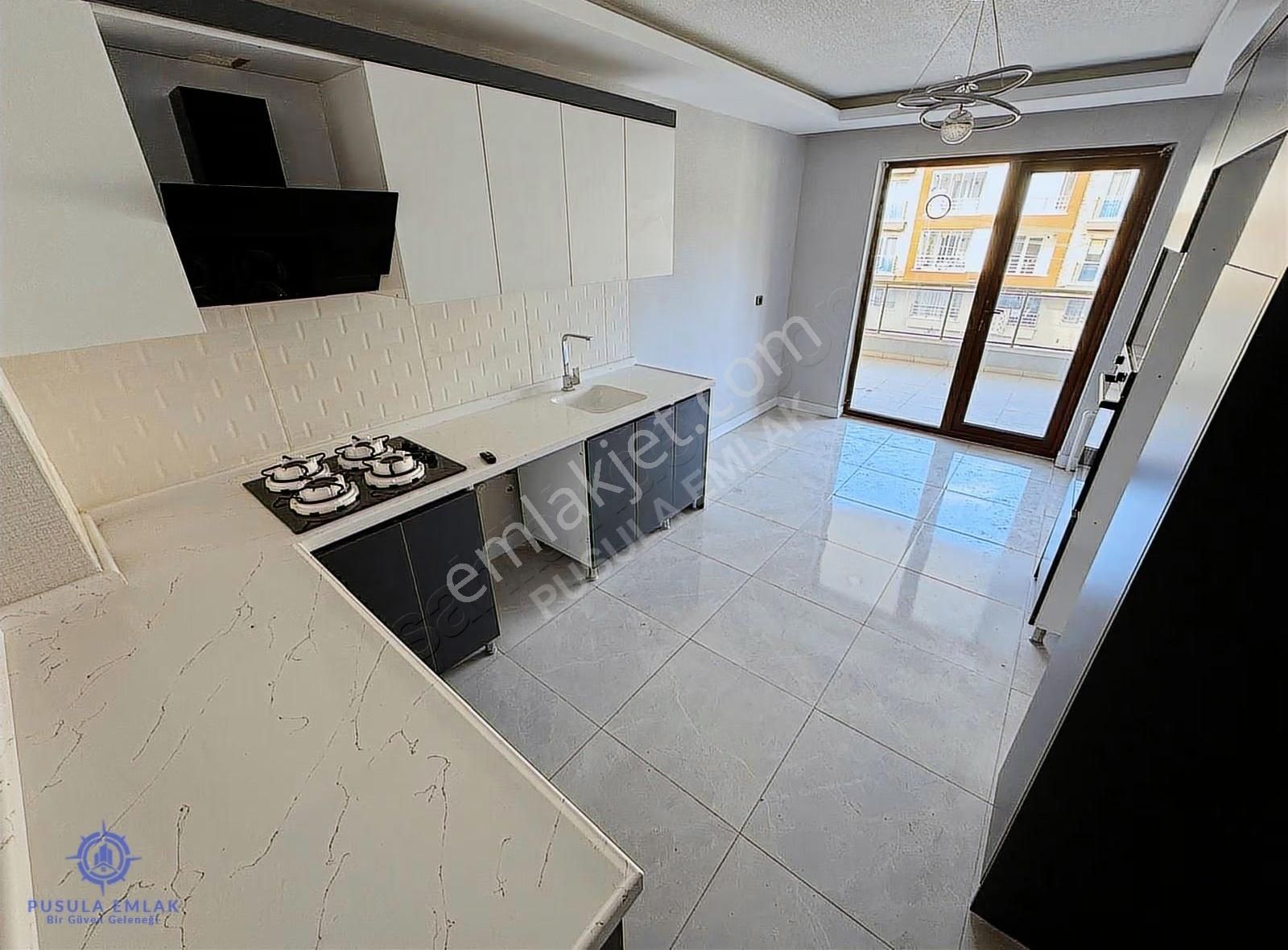 Ｐｕｓｕｌａ Ｅｍｌａｋ'ｄａｎ Önü Açık Ferah Geniş Balkonlu Sıfır 3+1 Daire - Görsel 31