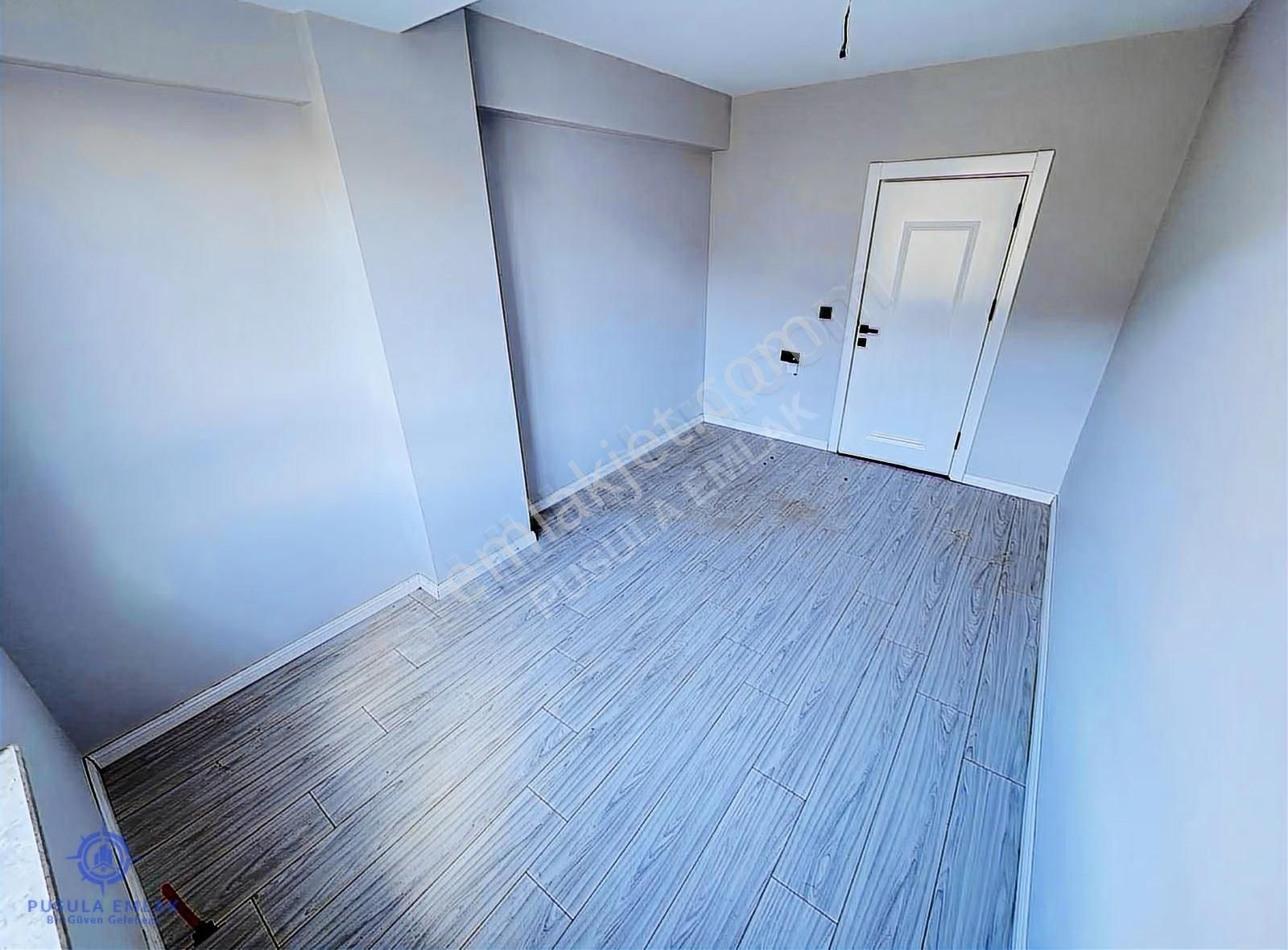 Ｐｕｓｕｌａ Ｅｍｌａｋ'ｄａｎmanzaralı Ara Kat'ta K.garajlı Kilerli 3+1 Daire - Görsel 20