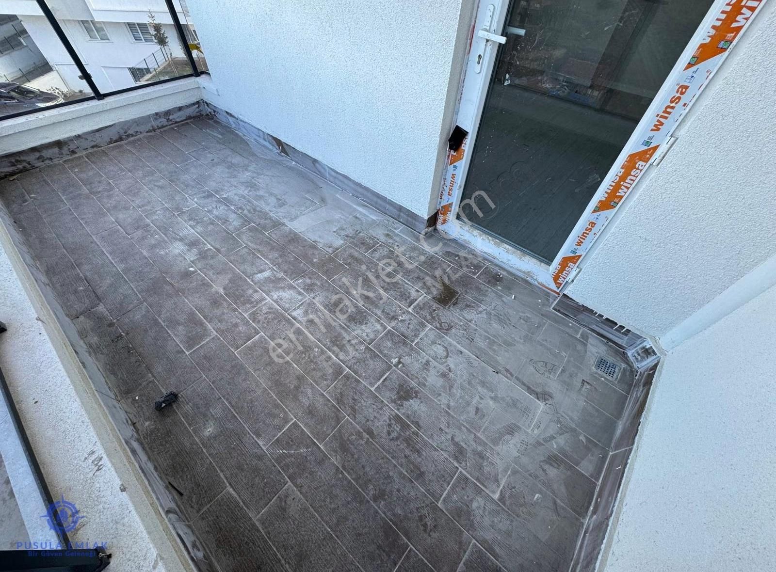Ｐｕｓｕｌａ Ｅｍｌａｋ'ｄａｎmanzaralı Ara Kat'ta K.garajlı Kilerli 3+1 Daire - Görsel 35