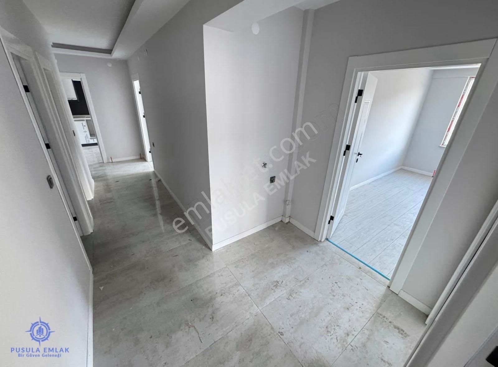 Ｐｕｓｕｌａ Ｅｍｌａｋ'ｄａｎmanzaralı Ara Kat'ta K.garajlı Kilerli 3+1 Daire - Görsel 15