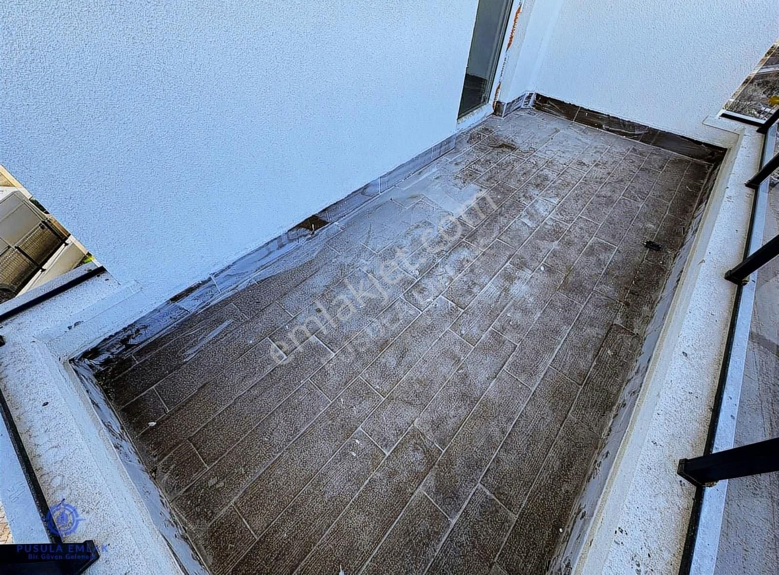 Ｐｕｓｕｌａ Ｅｍｌａｋ'ｄａｎmanzaralı Ara Kat'ta K.garajlı Kilerli 3+1 Daire - Görsel 30