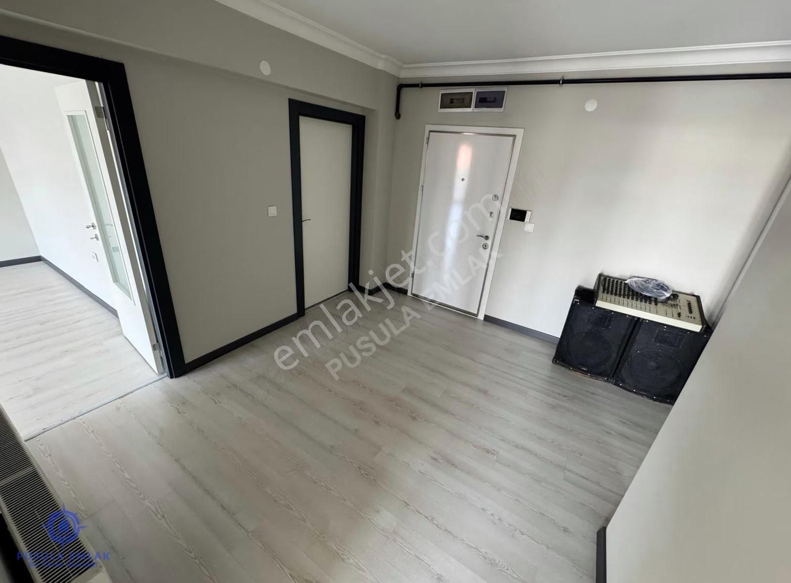 Ｐｕｓｕｌａ'ｄａｎ Cadde Üzeri Krediye Uygun Güney Cephe 3+1 Sıfır Daire - Görsel 34