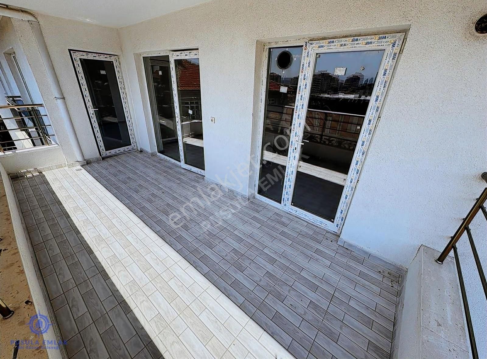 Ｐｕｓｕｌａ'ｄａｎ Cadde Üzeri Krediye Uygun Güney Cephe 3+1 Sıfır Daire - Görsel 16