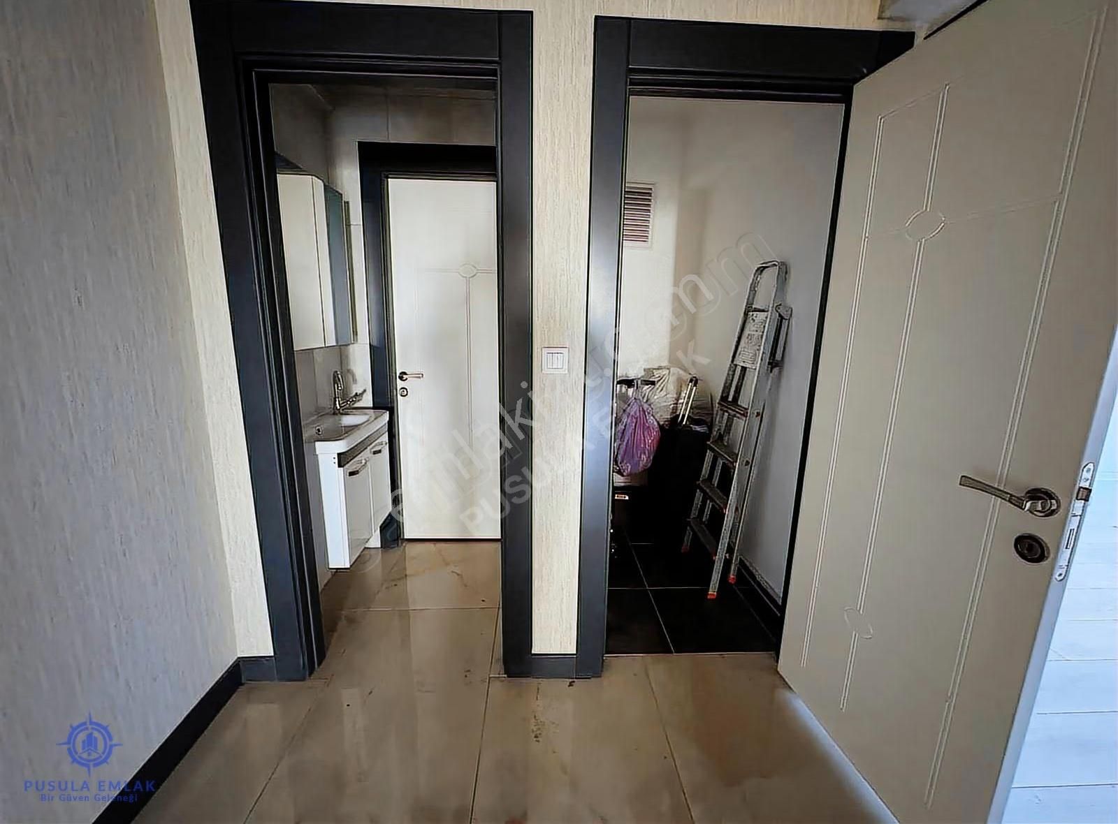 Ｐｕｓｕｌａ Ｅｍｌａｋ'ｄａｎgüneşevlerde Site İçerisinde Manzaralı 4+1 Daire - Görsel 32