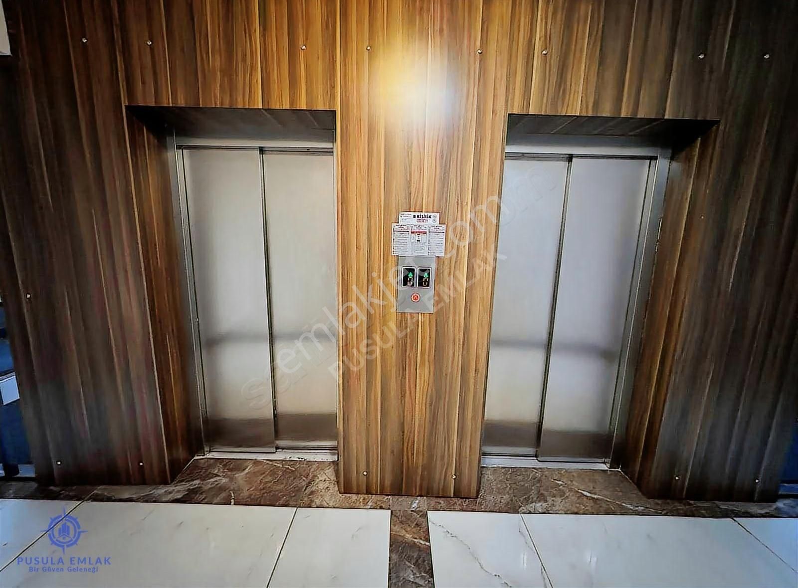 Ｐｕｓｕｌａ Ｅｍｌａｋ'ｄａｎgüneşevlerde Site İçerisinde Manzaralı 4+1 Daire - Görsel 34