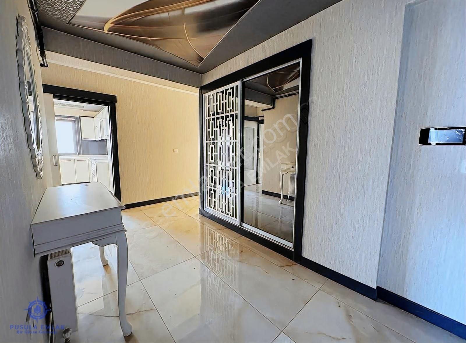 Ｐｕｓｕｌａ Ｅｍｌａｋ'ｄａｎgüneşevlerde Site İçerisinde Manzaralı 4+1 Daire - Görsel 19