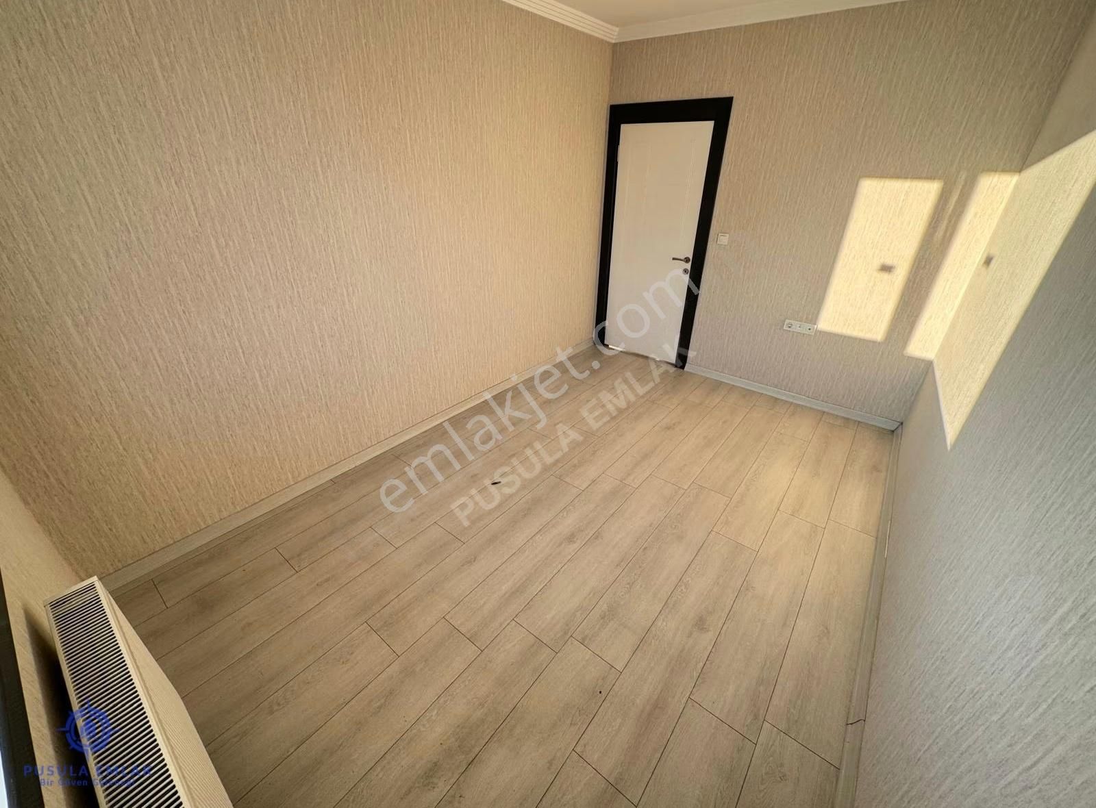 Ｐｕｓｕｌａ Ｅｍｌａｋ'ｄａｎgüneşevlerde Site İçerisinde Manzaralı 4+1 Daire - Görsel 8