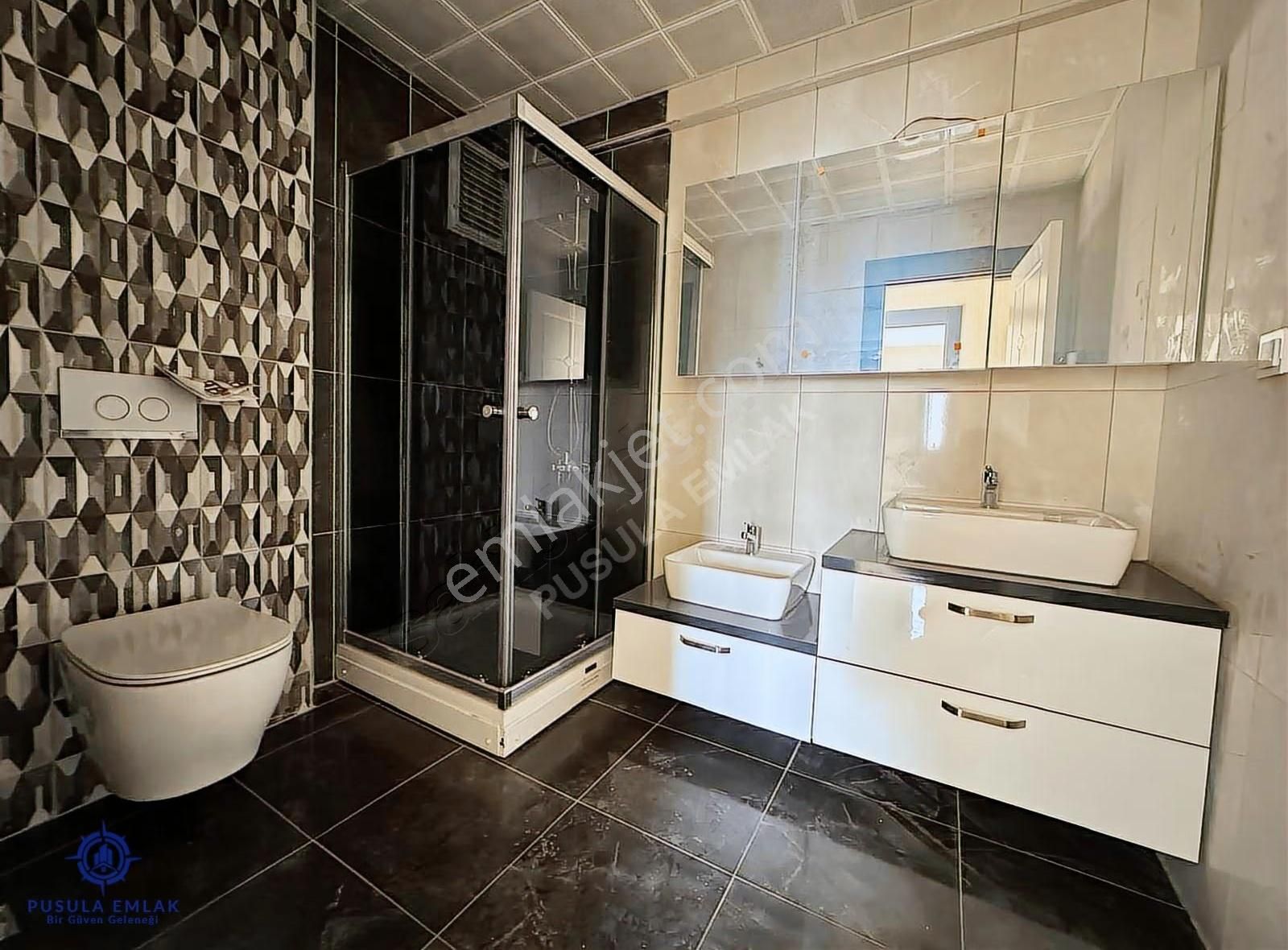 Ｐｕｓｕｌａ Ｅｍｌａｋ'ｄａｎgüneşevlerde Site İçerisinde Manzaralı 4+1 Daire - Görsel 10