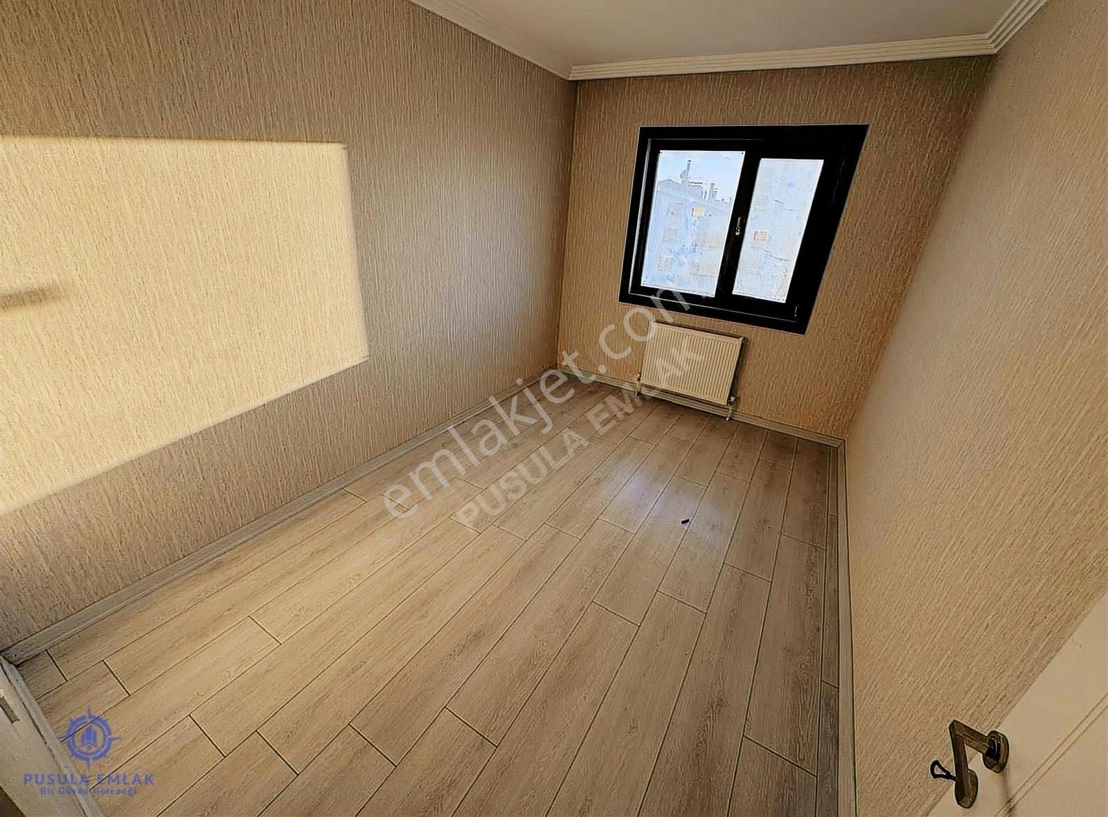 Ｐｕｓｕｌａ Ｅｍｌａｋ'ｄａｎgüneşevlerde Site İçerisinde Manzaralı 4+1 Daire - Görsel 27