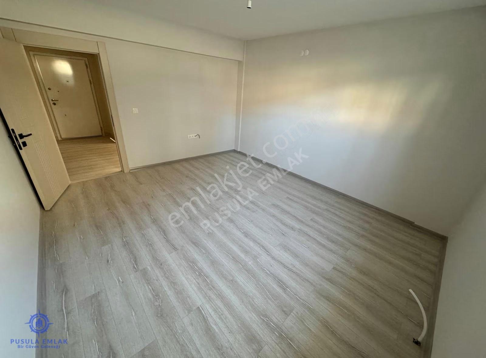 Ｐｕｓｕｌａｅｍｌａｋ'ｄａｎ Merkezi Konumda Güney Cephe Sıfır 4+1 Daire - Görsel 9