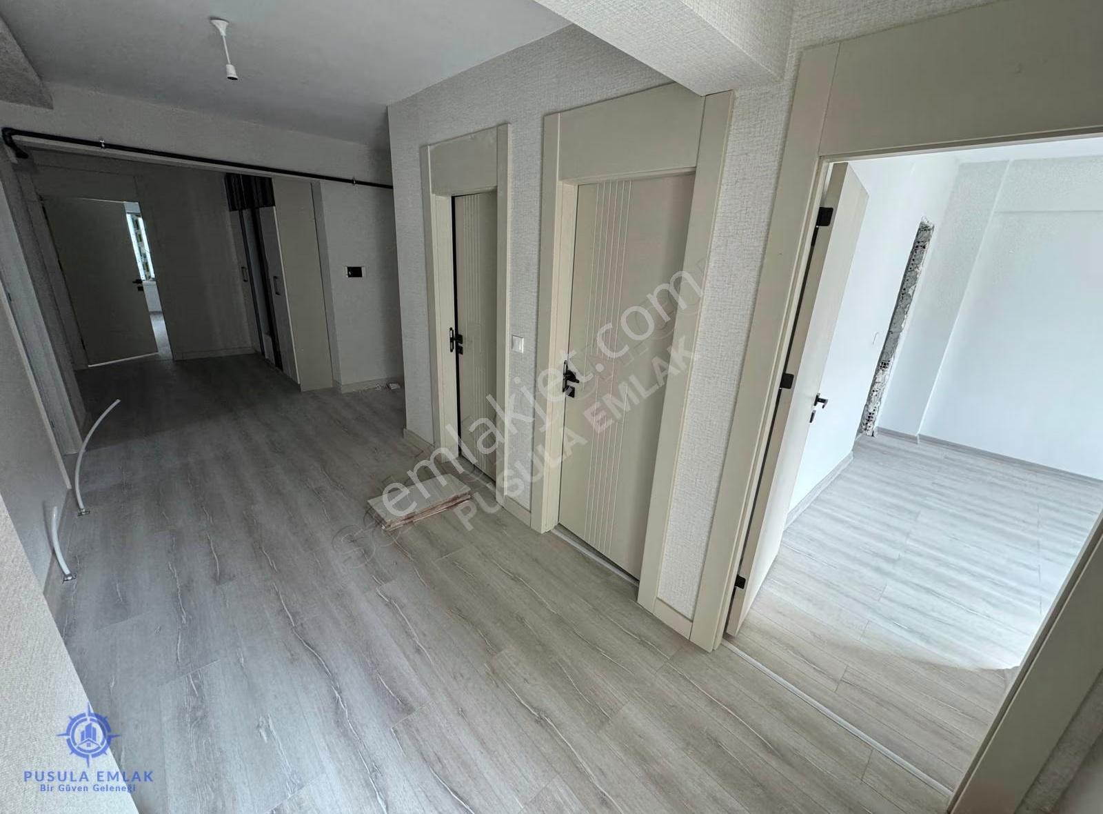 Ｐｕｓｕｌａｅｍｌａｋ'ｄａｎ Merkezi Konumda Güney Cephe Sıfır 4+1 Daire - Görsel 26