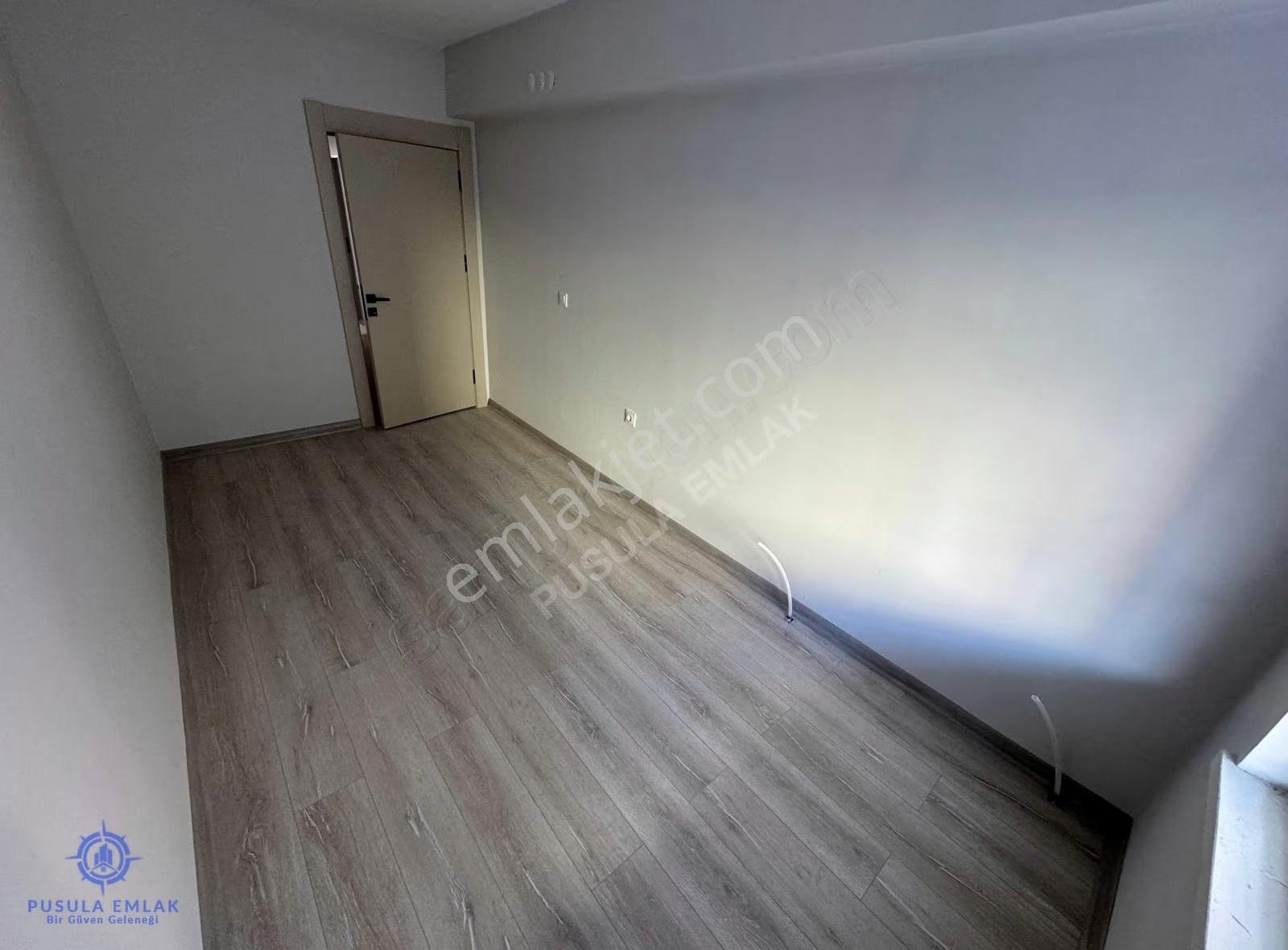Ｐｕｓｕｌａｅｍｌａｋ'ｄａｎ Merkezi Konumda Güney Cephe Sıfır 4+1 Daire - Görsel 30