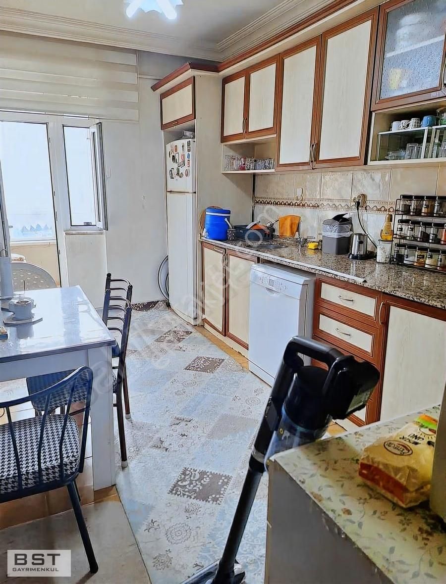 Yazır Mh 3+1 140 M2 Net Satılık Daire