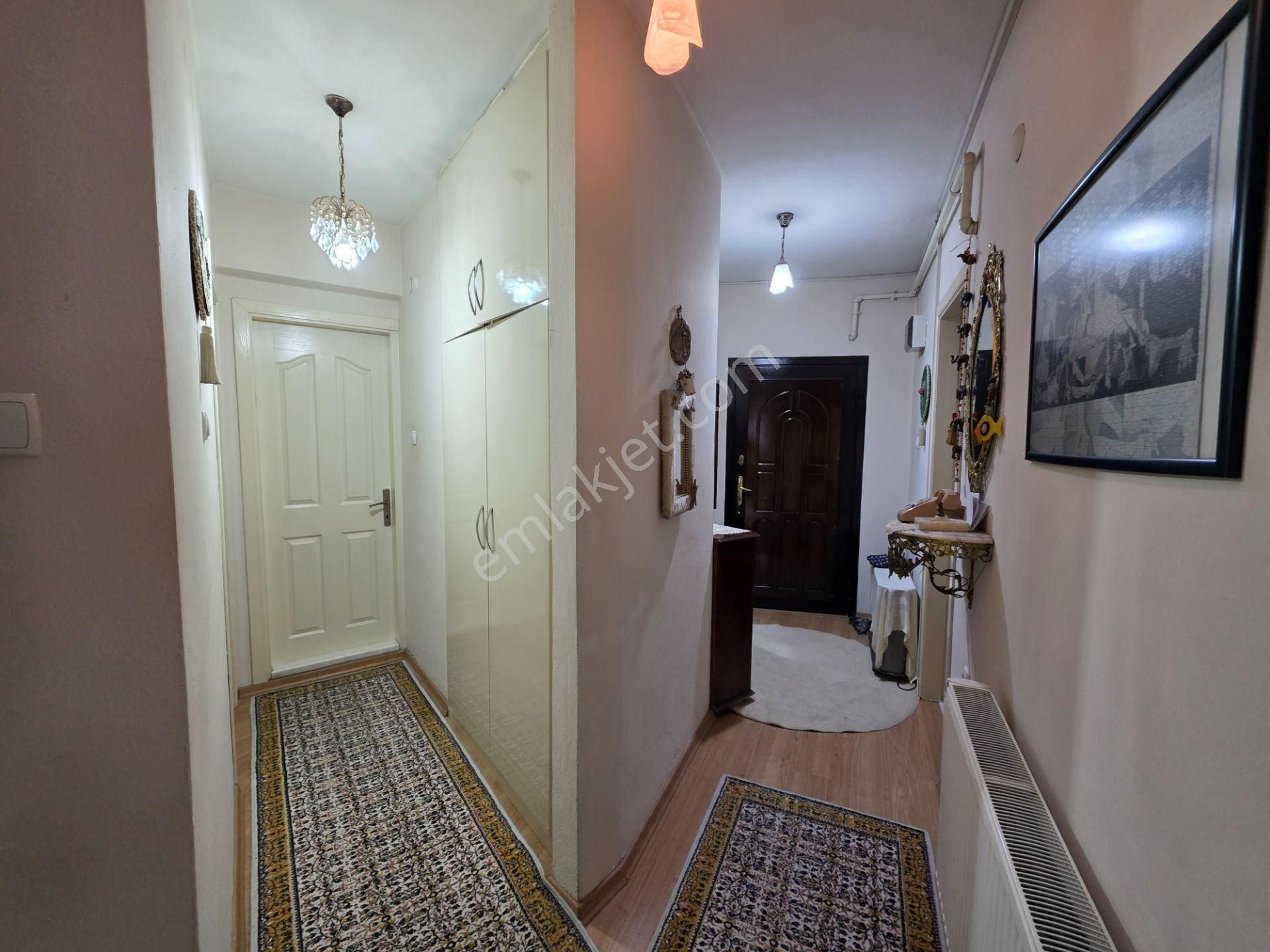 Karşıyaka Merkez Sahil 150m 3+1 Doğalgazlı Bakımlı Satılık Daire - Görsel 16