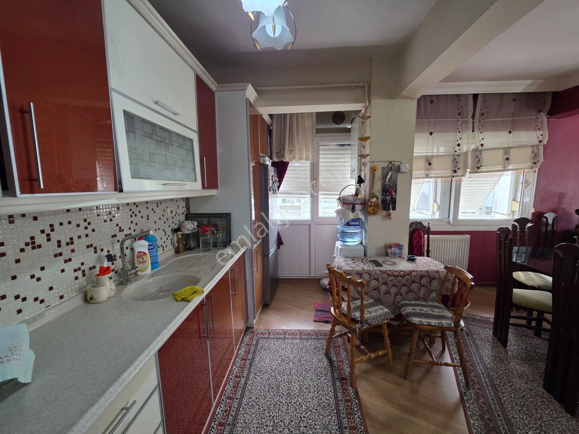 Karşıyaka Merkez Sahil 150m 3+1 Doğalgazlı Bakımlı Satılık Daire - Görsel 13