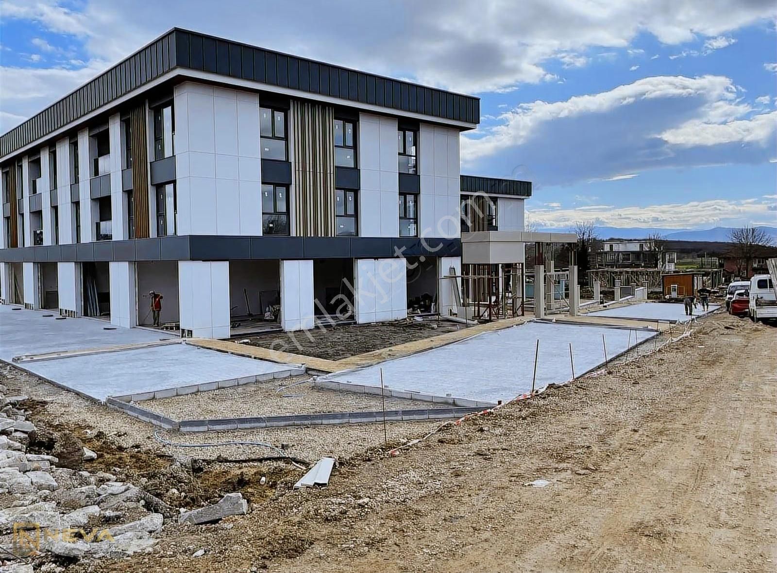 Sakarya Camili'de 3+1 Satılık Daire