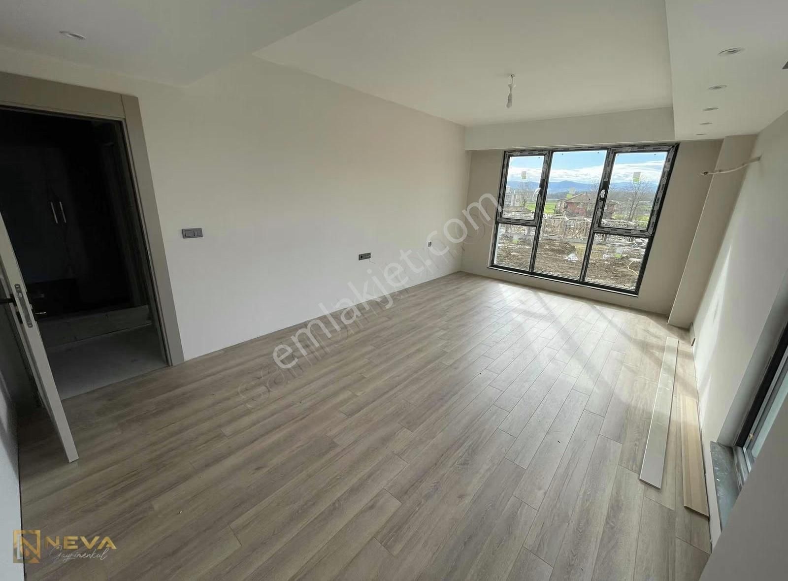 Sakarya Camili'de 3+1 Satılık Daire - Görsel 24