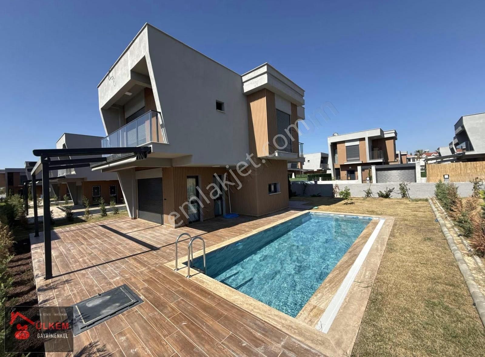 Denize 500 Mt Müstakil Özel Havuzlu Vadeli Ödemeli Villalar - Görsel 21