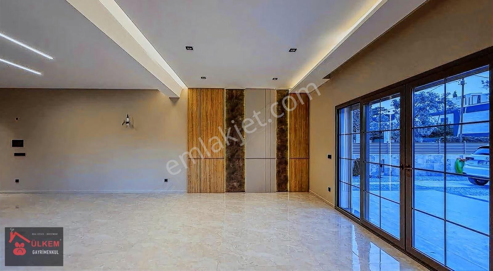 Kuşadası Merkez 4+1 Müstakil Özel Havuzlu Doğalgazlı Lüks Villa - Görsel 11