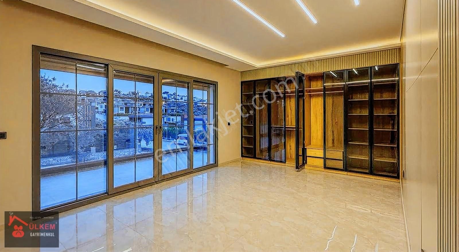 Kuşadası Merkez 4+1 Müstakil Özel Havuzlu Doğalgazlı Lüks Villa - Görsel 20