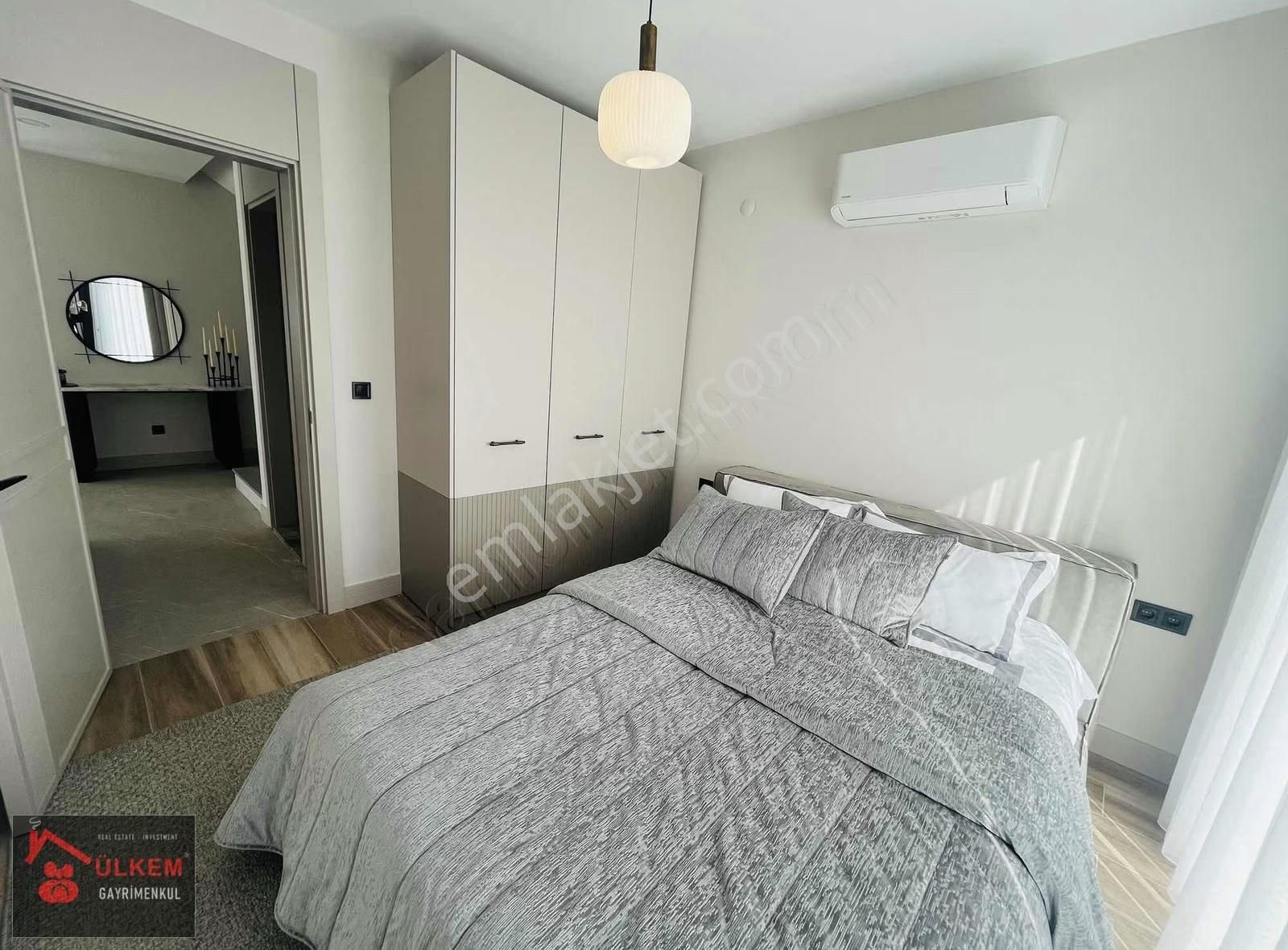 Avm Bölgesi Doğlgzlı Özel Hvzlu Otoprklı 4+1 Müstakil Lüks Villa - Görsel 9