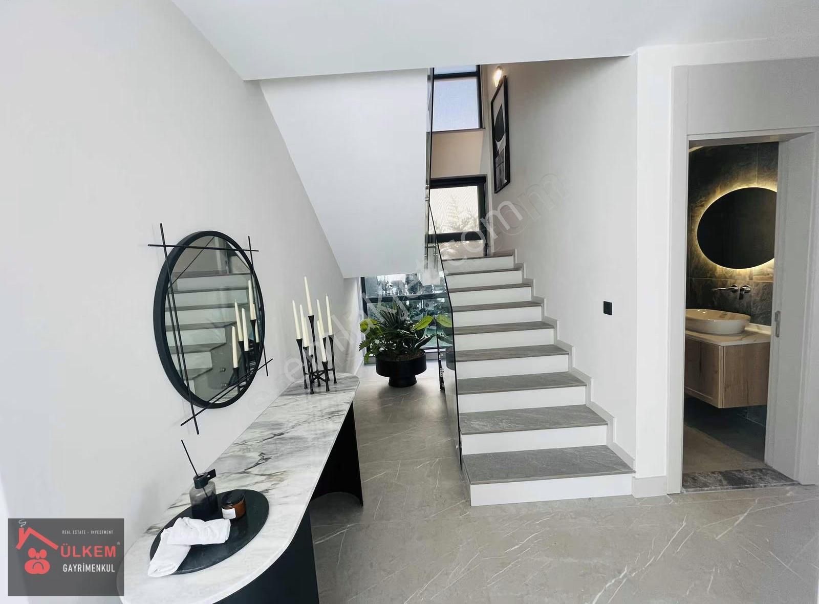 Avm Bölgesi Doğlgzlı Özel Hvzlu Otoprklı 4+1 Müstakil Lüks Villa - Görsel 17