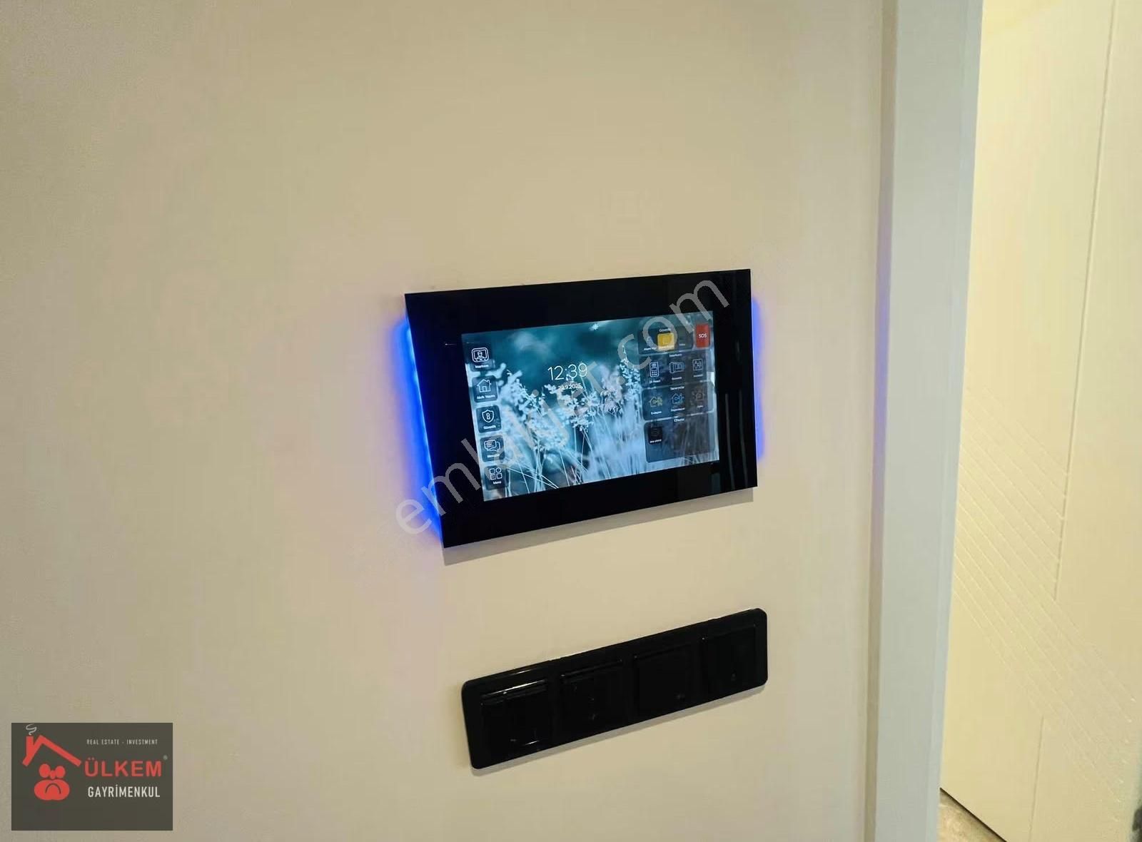 Deniz Manzaralı Doğa İle İçiçe 5+2 Müstakil Havuzlu Lüks Villa - Görsel 13