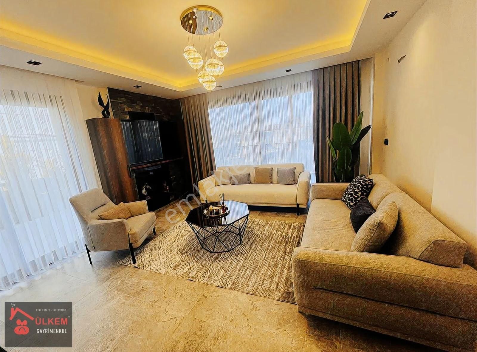 Deniz Manzaralı Doğa İle İçiçe 5+2 Müstakil Havuzlu Lüks Villa - Görsel 30